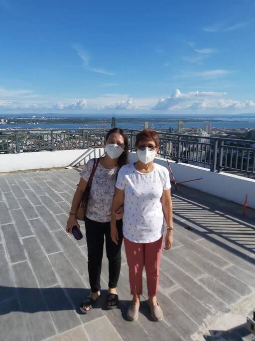 Condo Near Ayala Cebu City W Wifi Balcony מראה חיצוני תמונה