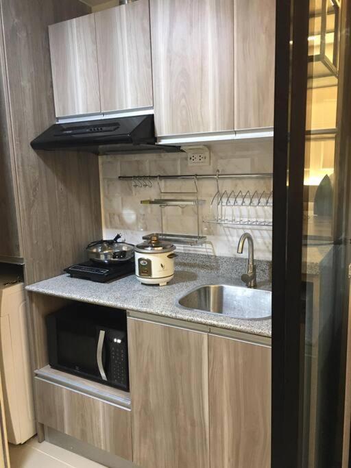 Condo Near Ayala Cebu City W Wifi Balcony מראה חיצוני תמונה