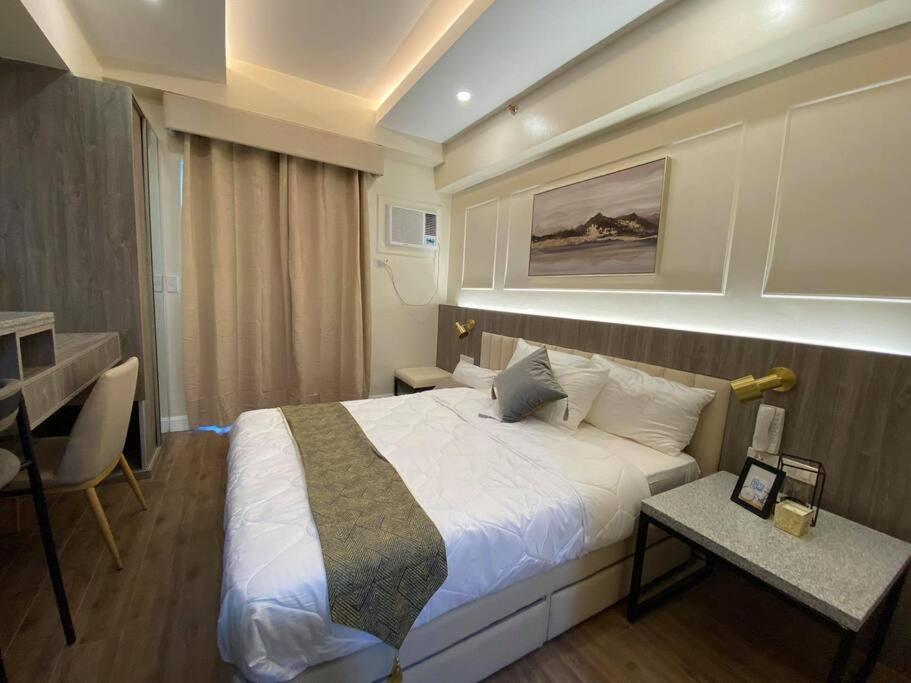 Condo Near Ayala Cebu City W Wifi Balcony מראה חיצוני תמונה