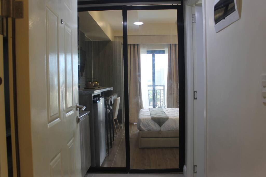 Condo Near Ayala Cebu City W Wifi Balcony מראה חיצוני תמונה