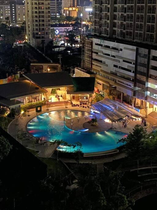 Condo Near Ayala Cebu City W Wifi Balcony מראה חיצוני תמונה