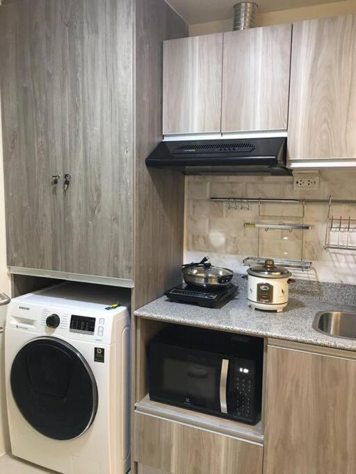 Condo Near Ayala Cebu City W Wifi Balcony מראה חיצוני תמונה