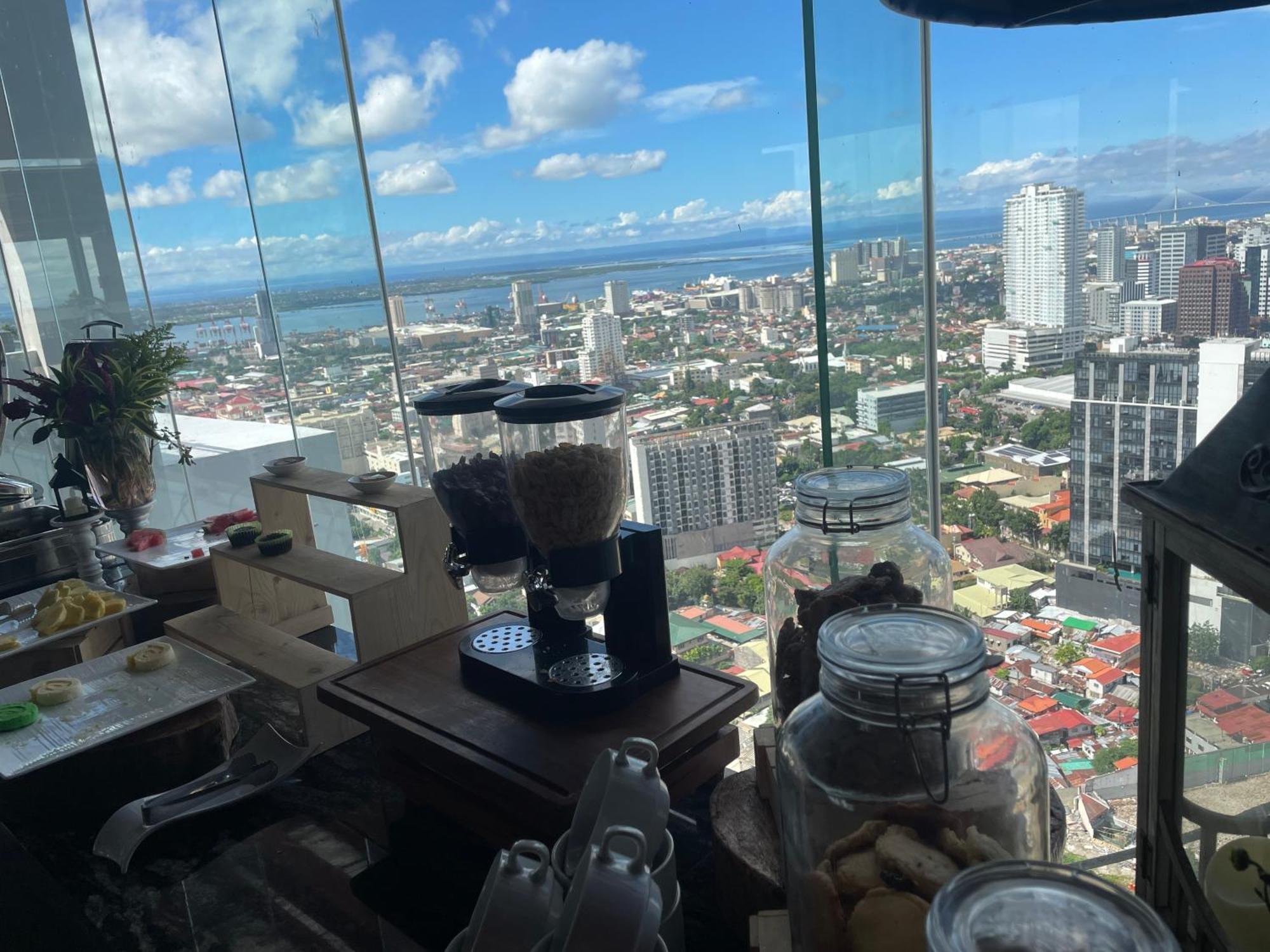 Condo Near Ayala Cebu City W Wifi Balcony מראה חיצוני תמונה